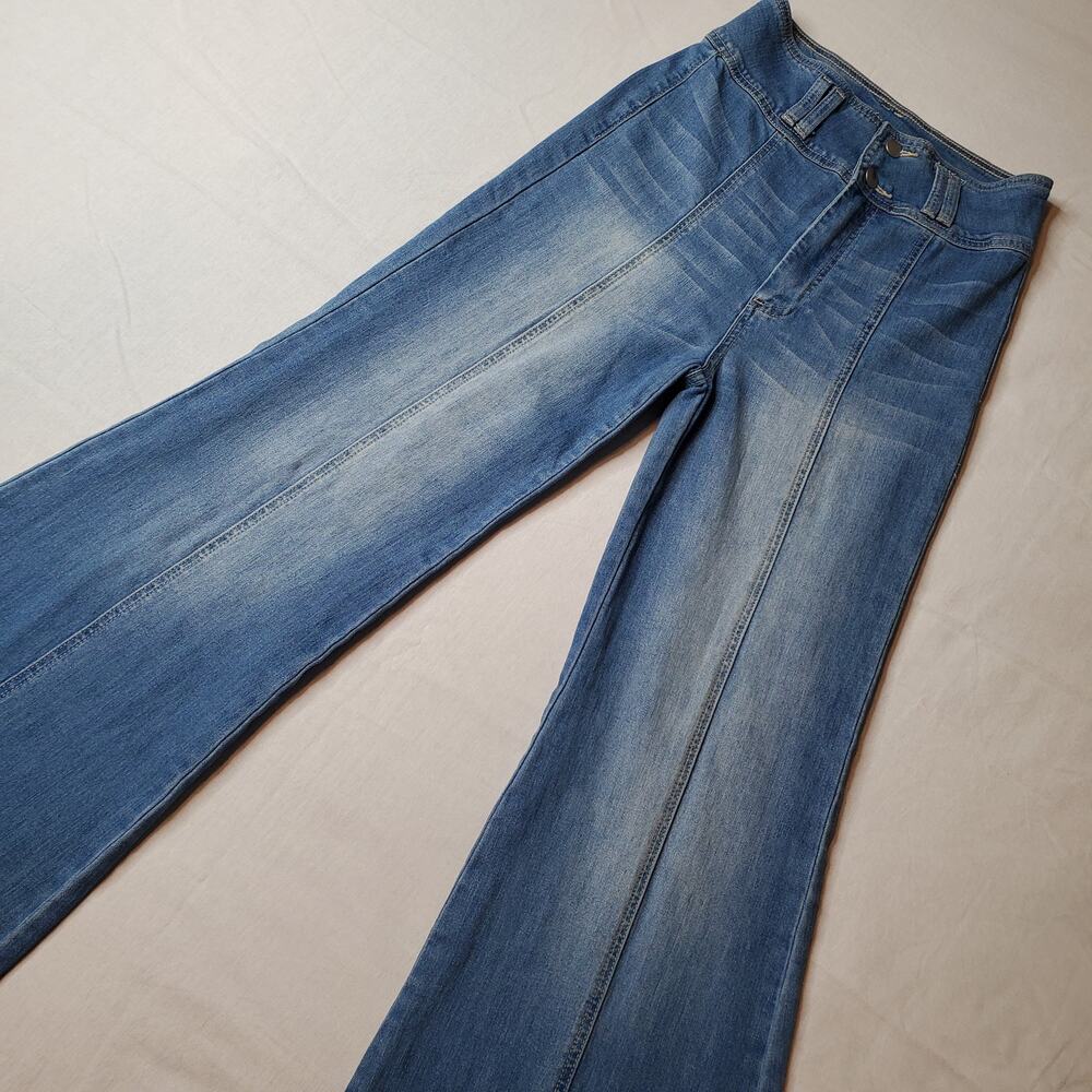 Altar’d State Women's Size M High Rise Front Seam Flare 70's Jeans Blue AP1357